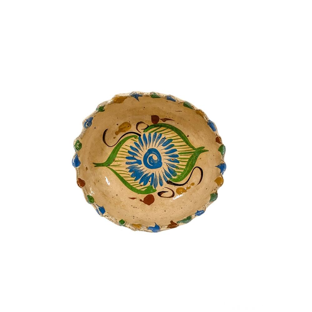 Vintage Folk Art Clay Mexican Tlaquepaque Pottery Scalloped Nesting Bowl Set